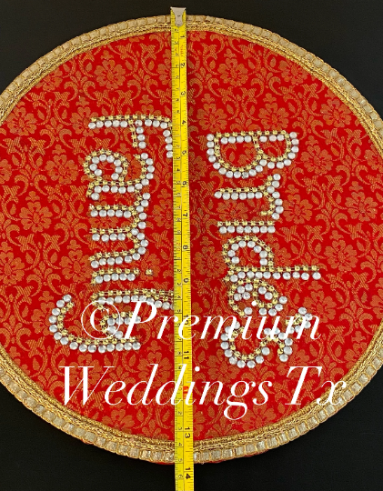 Bride & Groom Banners - Round Banarsi