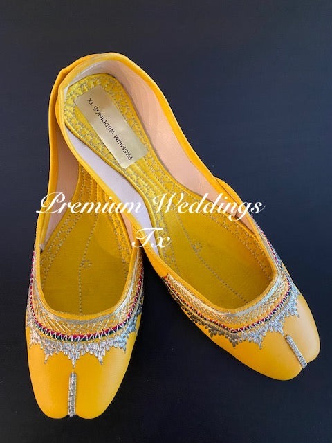 Yellow Leather Jutti