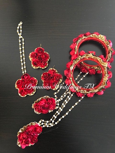 Red Flower Anklet Gajra Set - Premium Weddings TX