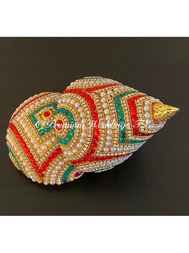 Red & Green Coconut Cover - 1Ct - Premium Weddings TX