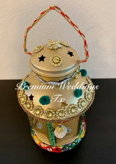 Handmade Embellished Gold Lanterns, Lanterns, Centerpieces, Decorations, Shaadi Decor, Wedding Decor, Handmade Lanterns, Handmade Shaadi Decor, Handmade Pithi Decor, Handmade Mayoon Decor, Dholki Decor, Sangeet decor, Haldi decor