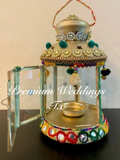 Handmade Embellished Gold Lanterns, Lanterns, Centerpieces, Decorations, Shaadi Decor, Wedding Decor, Handmade Lanterns, Handmade Shaadi Decor, Handmade Pithi Decor, Handmade Mayoon Decor, Dholki Decor, Sangeet decor, Haldi decor