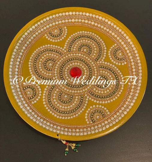 Gold/Green/Pearl Flower Mandala Thaali, Mehndi Thaal, Mehndi Plates, Mehndi Thaali, Puja Thaali, Mehndi Decor, Mehndi, Haldi, Haldi Decor, Shaadi Decor, Shagun, Home Decor, Indian Wedding, Punjabi Wedding, Pakistani Wedding, Centerpiece Decor, Wedding Decor, Pearl Gold Embellished Thaali, Red Thaali, Embellished Thaali, Embellished Thaals, Thaali, Mehndi Thaals, Thaals