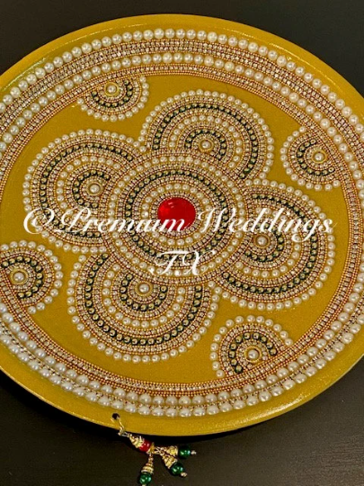 Gold/Green/Pearl Flower Mandala Thaali, Mehndi Thaal, Mehndi Plates, Mehndi Thaali, Puja Thaali, Mehndi Decor, Mehndi, Haldi, Haldi Decor, Shaadi Decor, Shagun, Home Decor, Indian Wedding, Punjabi Wedding, Pakistani Wedding, Centerpiece Decor, Wedding Decor, Pearl Gold Embellished Thaali, Red Thaali, Embellished Thaali, Embellished Thaals, Thaali, Mehndi Thaals, Thaals