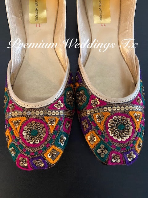 Resham & Sequins Jutti