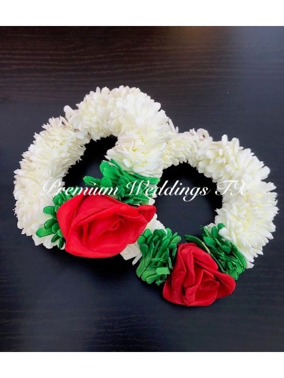 Red Rose Flower White & Green Frill Gajra Bangles, Gajra, Flower Gajra, Bangles, Mehndi, Mehndi Bangles, Mayoon, Mayoon Bangles, Indian Wedding, Pakistani Wedding, Shaadi, Dulhan, Bridesmaids gifts, corsages, wedding favors, favors, gajra favors 