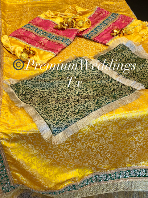 Mayoon Spreader - Yellow | Green | Red - Premium Weddings TX