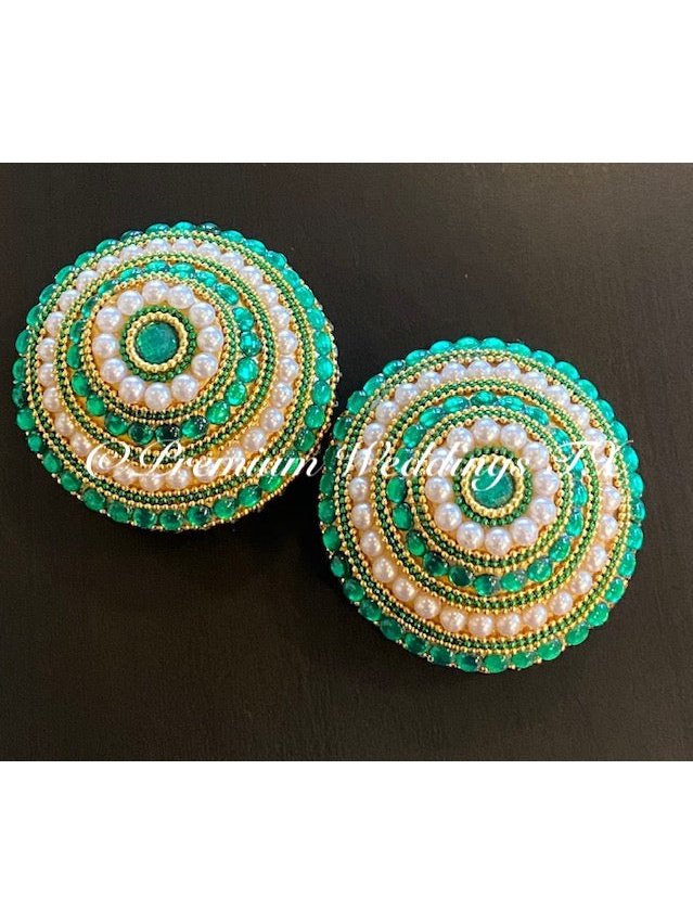 Green Beaded Embellished Sapatia - 2Ct