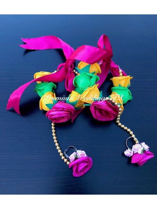 Rose Bud Gajra Bangles With Wringlet - 2Ct - Premium Weddings TX