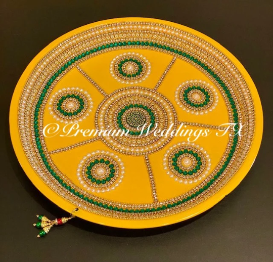 Yellow Green Mandala Thaali, Mehndi Thaal, Mehndi Plates, Mehndi Thaali, Puja Thaali, Mehndi Decor, Mehndi, Haldi, Haldi Decor, Shaadi Decor, Shagun, Home Decor, Indian Wedding, Punjabi Wedding, Pakistani Wedding, Centerpiece Decor, Wedding Decor, Pearl Gold Embellished Thaali, Red Thaali, Embellished Thaali, Embellished Thaals, Thaali, Mehndi Thaals, Thaals