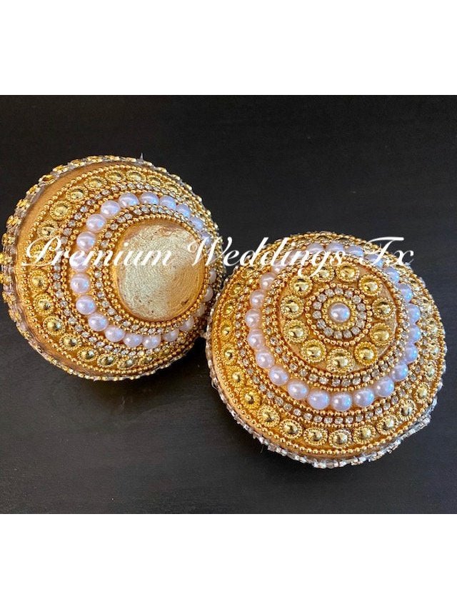 Pearl & Gold Decorative Sapatia - 2Ct - Premium Weddings TX