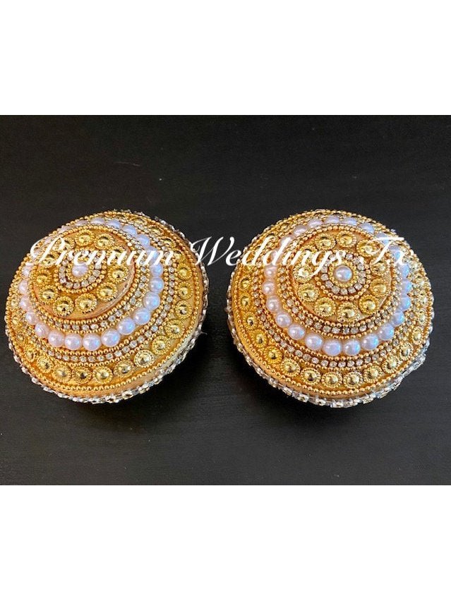 Pearl & Gold Decorative Sapatia - 2Ct - Premium Weddings TX