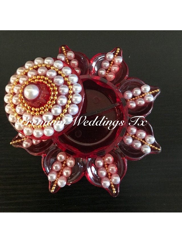 Decorative Haldi Kumkum Holder, Kumkum, Sindoor Dabi, Sinadoor, Festive Gift, Return Gift, Wedding Gift, Wedding Favor, Indian Favor, Favors