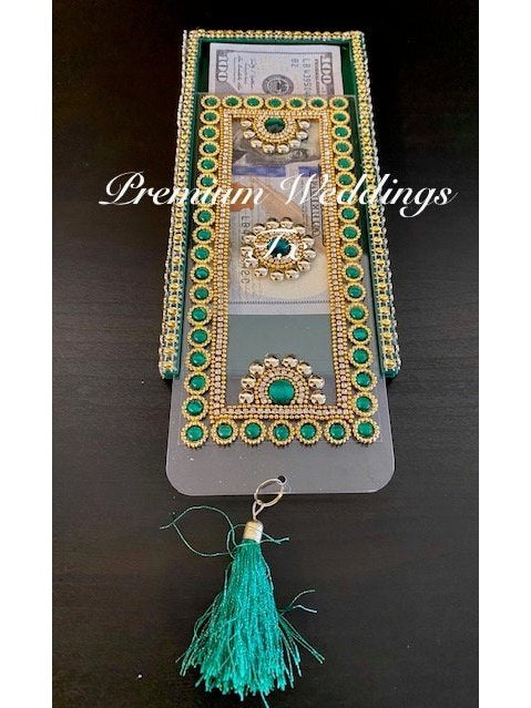 Green Acrylic Money Envelope - 1Ct - Premium Weddings TX
