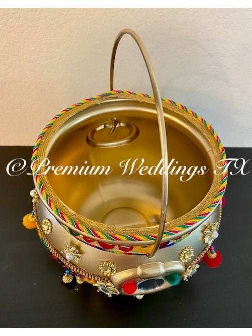 Gold Flower Baskets - 1 Basket - Premium Weddings TX