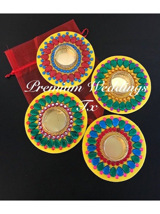 4 Floating Diyas