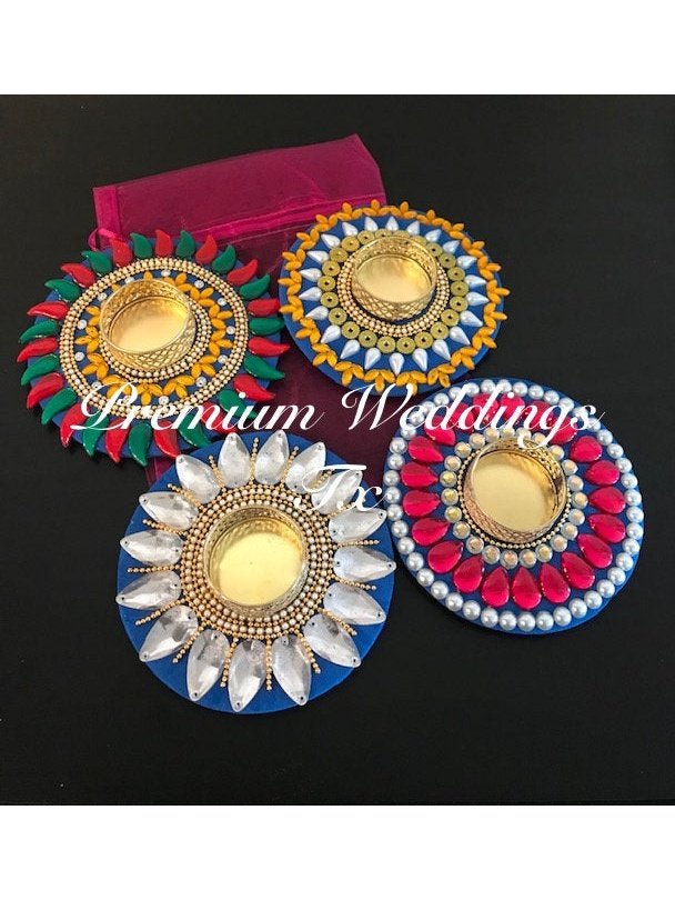 4 Floating Diyas