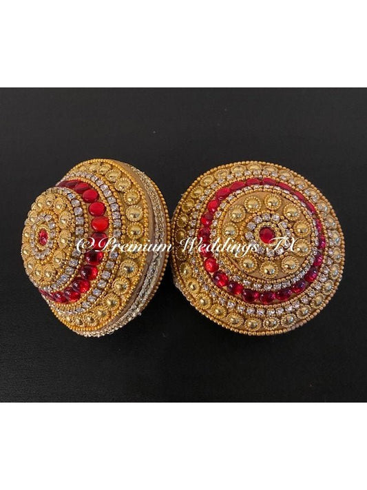 Red Bead Embellished Sapatia - 2Ct - Premium Weddings TX